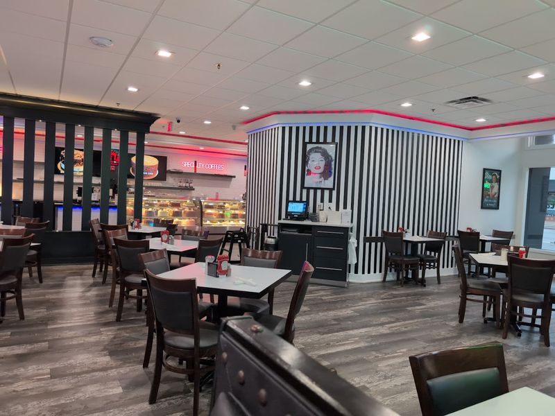 A Spot That Works For Families, Couples, And Solo Diners