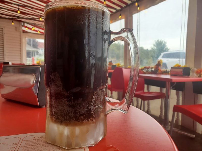 The House-Made Root Beer That Keeps People Coming Back Every Summer