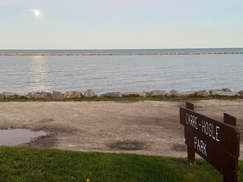 Carre-Hogle Park 