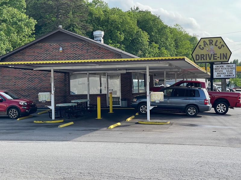 Carl's Drive-In, Loudon