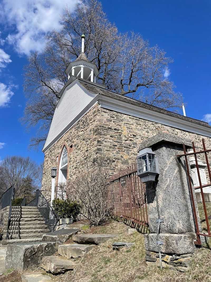 Sleepy Hollow Cemetery