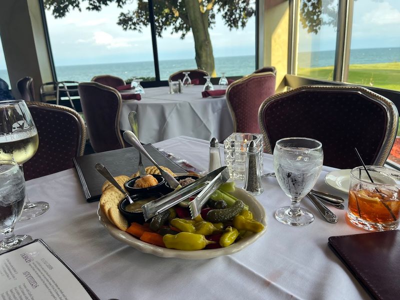 Classic Supper Club Traditions That Still Feel Relevant Today