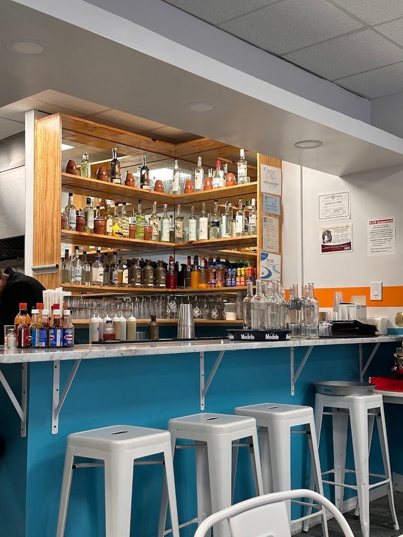 Mariscos El Submarino