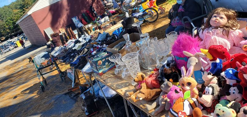 Finding Deals On Everyday Items That Still Surprise