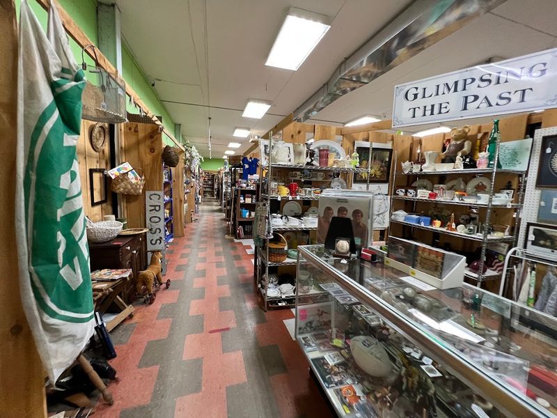 Crazy Frank's Flea Market