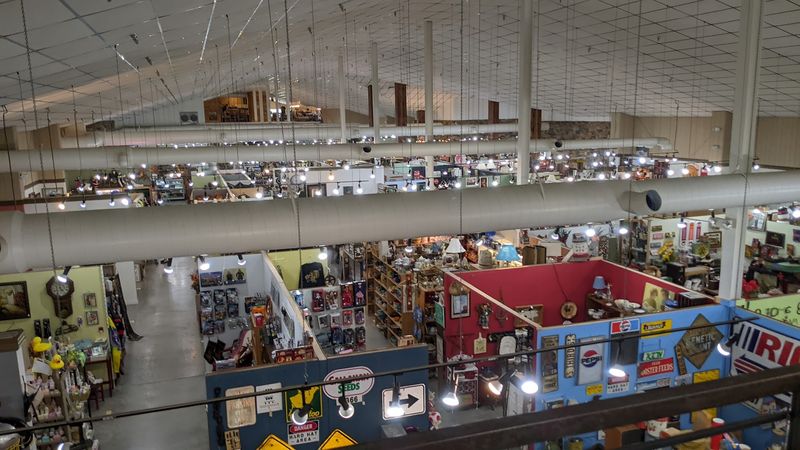 What Hundreds Of Vendor Booths Actually Look Like