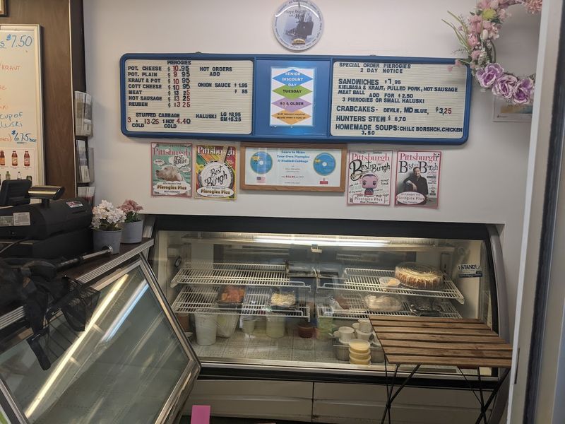 Pairing With Authentic Sauces And Toppings