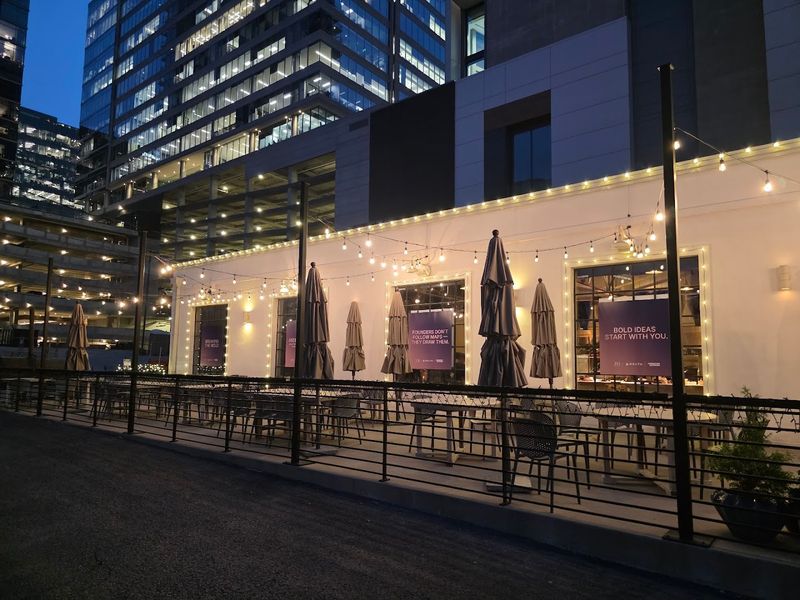 Patio Seating And The Spring Outdoor Dining Option