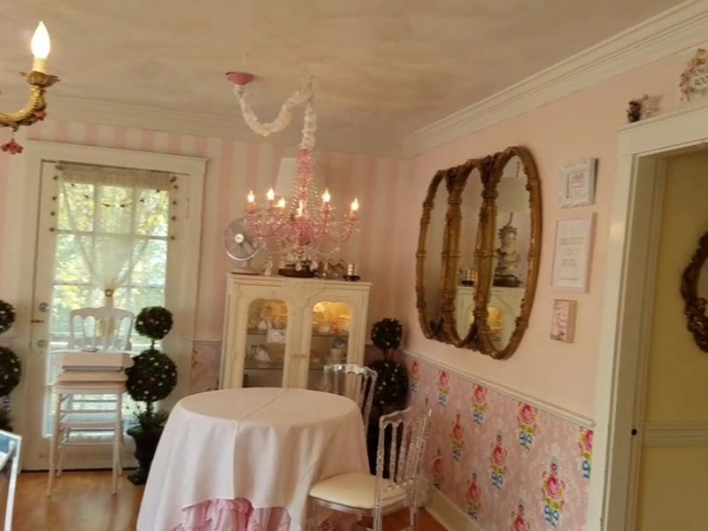 Private Rooms That Make Every Guest Feel Like Royalty