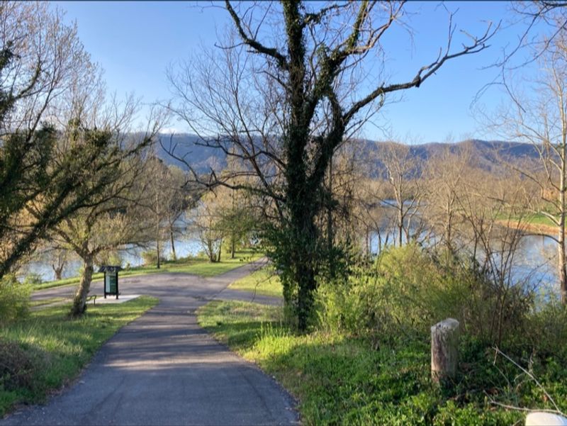 Trail Surface Conditions And Practical Tips For First-Time Visitors