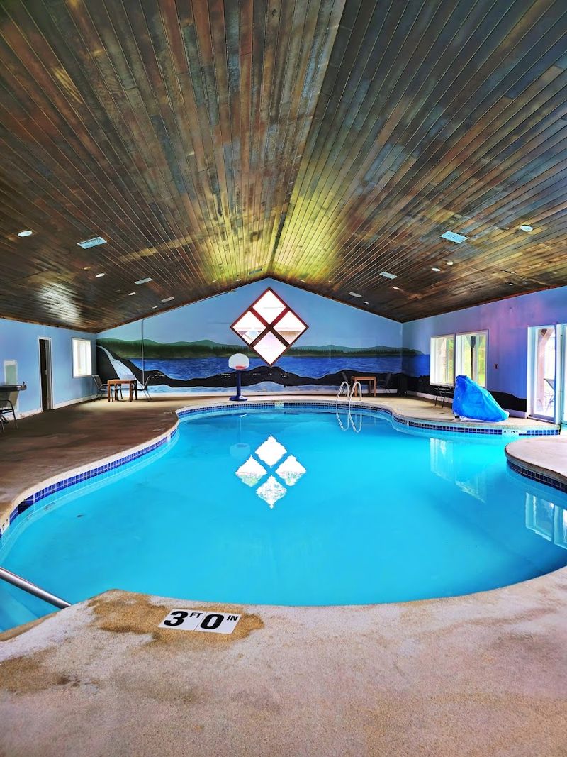 The Indoor And Outdoor Pool Setup That Guests Keep Coming Back For