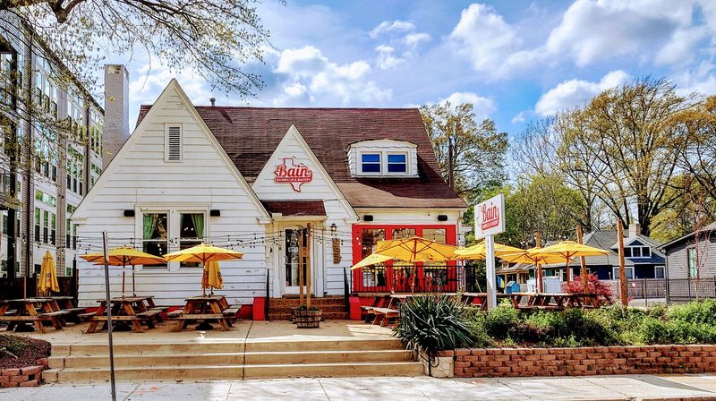 A Restaurant Housed In A Real Midtown Home