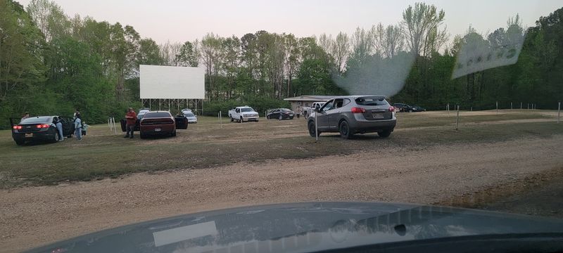 Planning Your Visit To Mississippi's Last Remaining Drive-In Theater