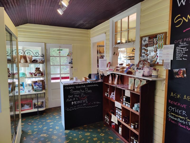 This Small Bakery Has Built A Loyal Following Over The Years