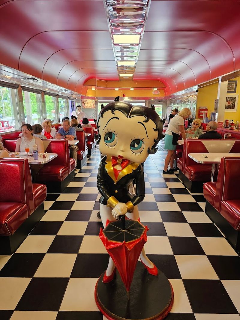 Dream Diner, Tyngsborough