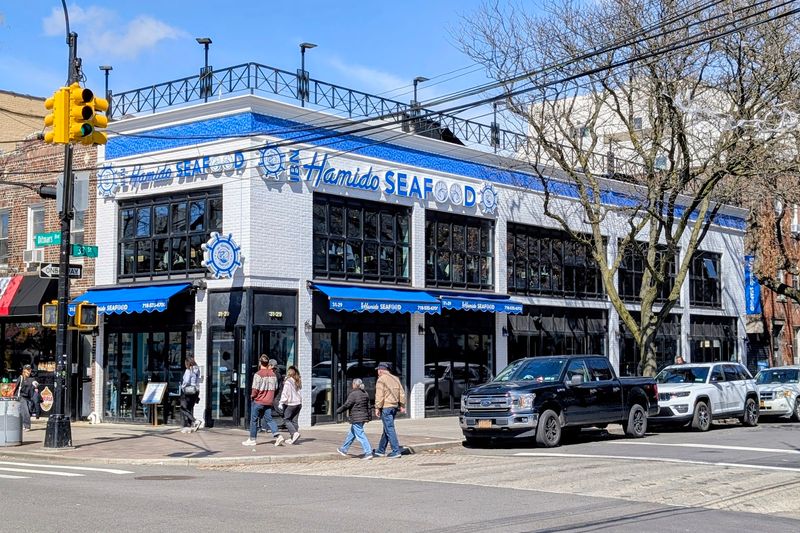 IBN Hamido Seafood And Where You Can Find It In Astoria