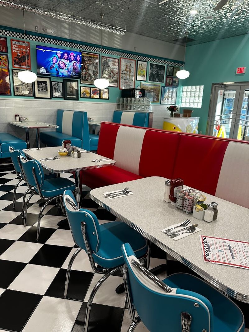 The Sixties Diner, Norwood