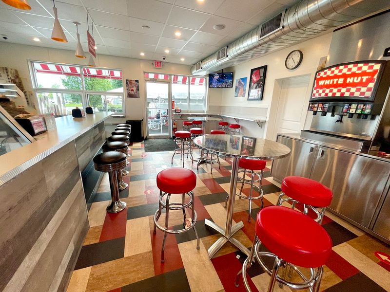 The Compact Space And Vintage Atmosphere