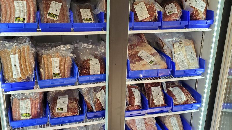 Self-Service Shopping Done With Surprising Elegance