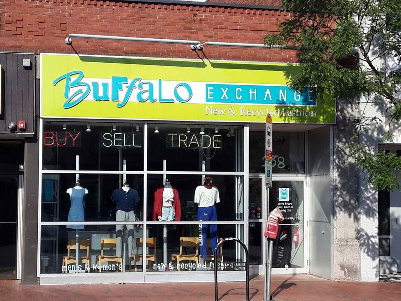Buffalo Exchange, Somerville