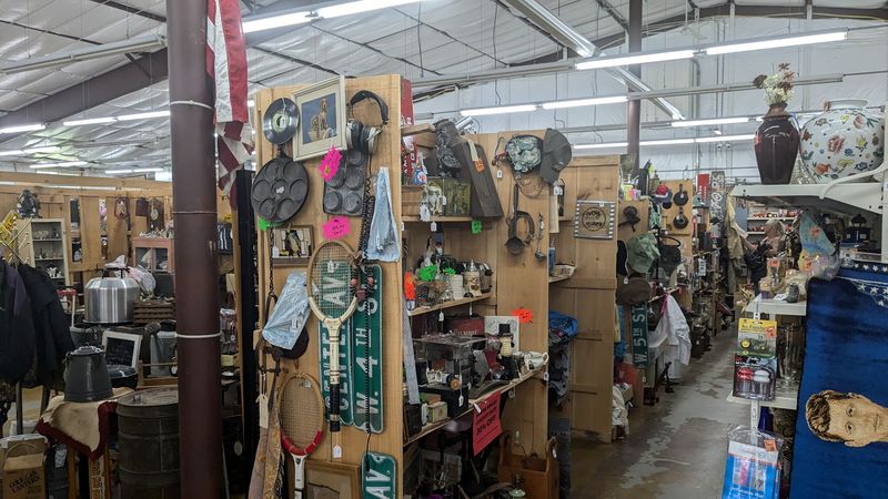 Why This Place Leaves Other Flea Markets Behind