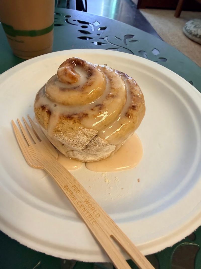 Cinnamon Rolls Worth Driving Across Town For