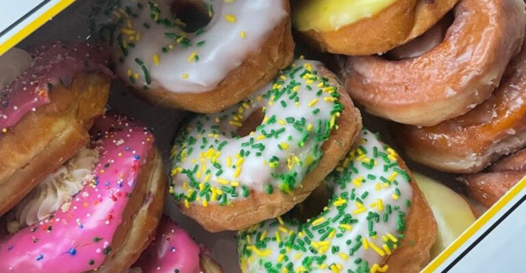 The Handmade Donuts At This Mom-And-Pop Wisconsin Bakery Are Almost Too Good To Share