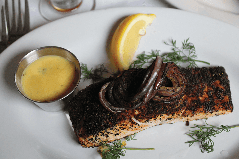 Crafting The Perfect Steakhouse Drink Selection