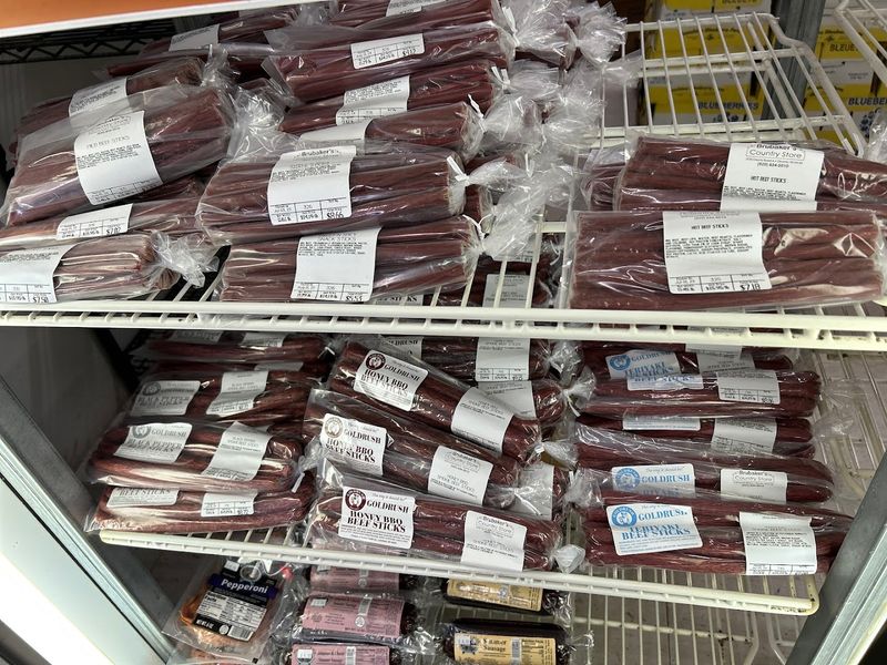 Made-To-Order Meats And Cheeses That Keep It Simple