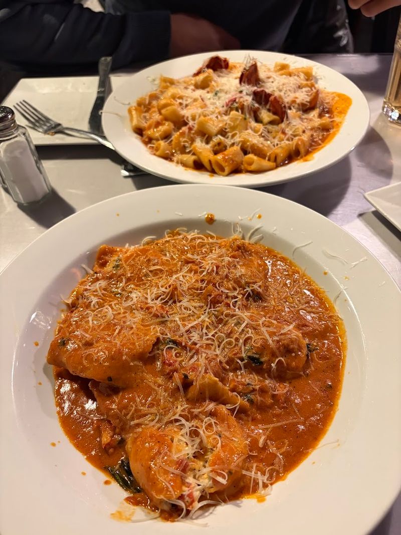 Portion Sizes That Genuinely Surprise First-Time Visitors