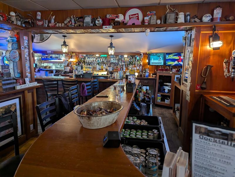 Boneless Wings And The Bababooey Burger Deserve Their Own Fan Clubs