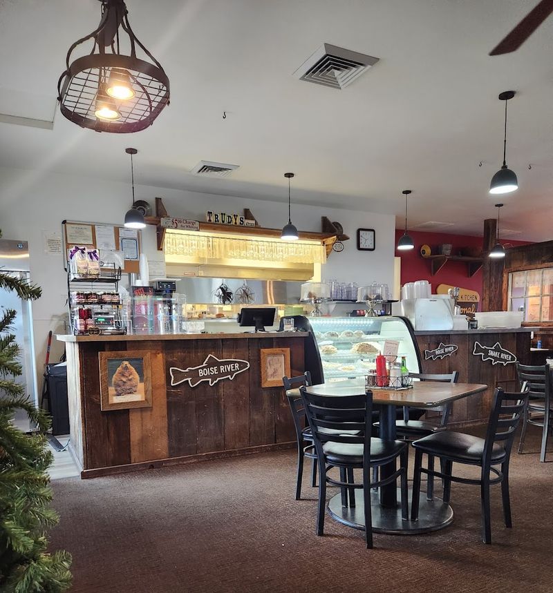 The Perfect Cabin Atmosphere You Never Knew You Needed