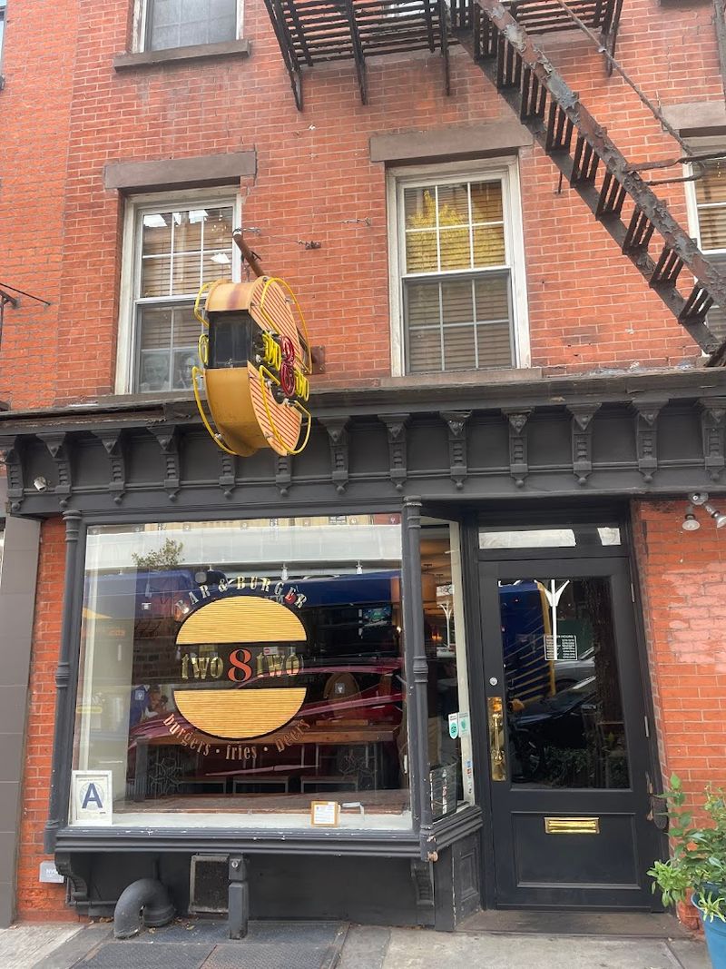 Two8Two Bar And Burger Is The Brooklyn Spot Everyone Is Talking About