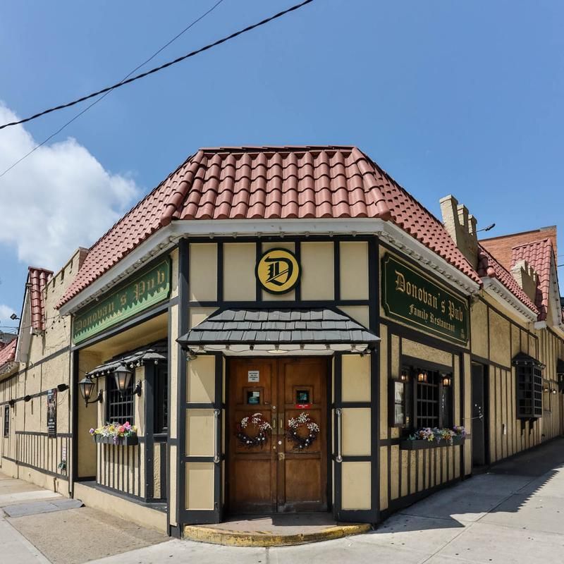 Donovan's Pub: A Woodside Institution With Decades Of Flavor