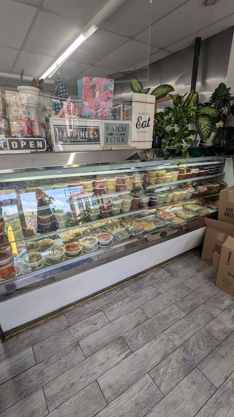 Knish Nosh: A Queens Institution That Has Earned Every Single Star