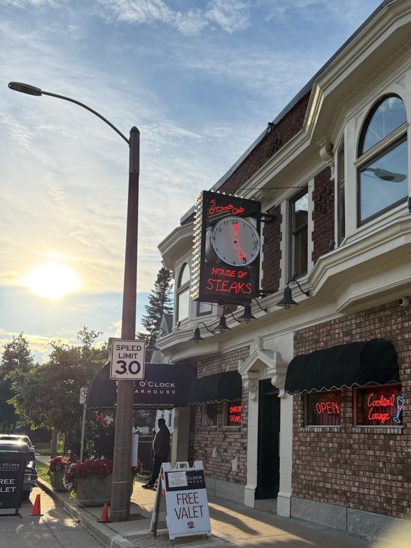 A Hidden Corner Of Milwaukee That Feels Like A Step Back In Time