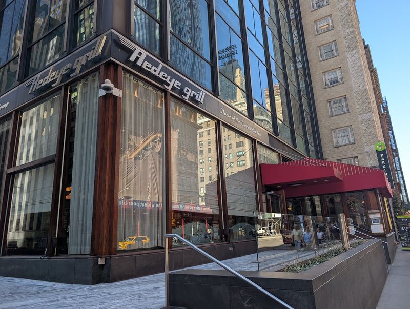 Redeye Grill: The Address, The Hours, And Why You Should Already Be On Your Way