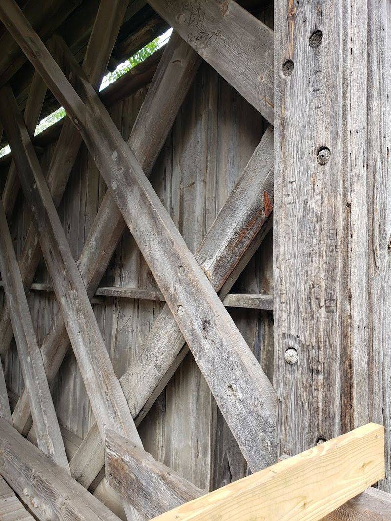 Classic Wooden Lattice Design That Defined An Era