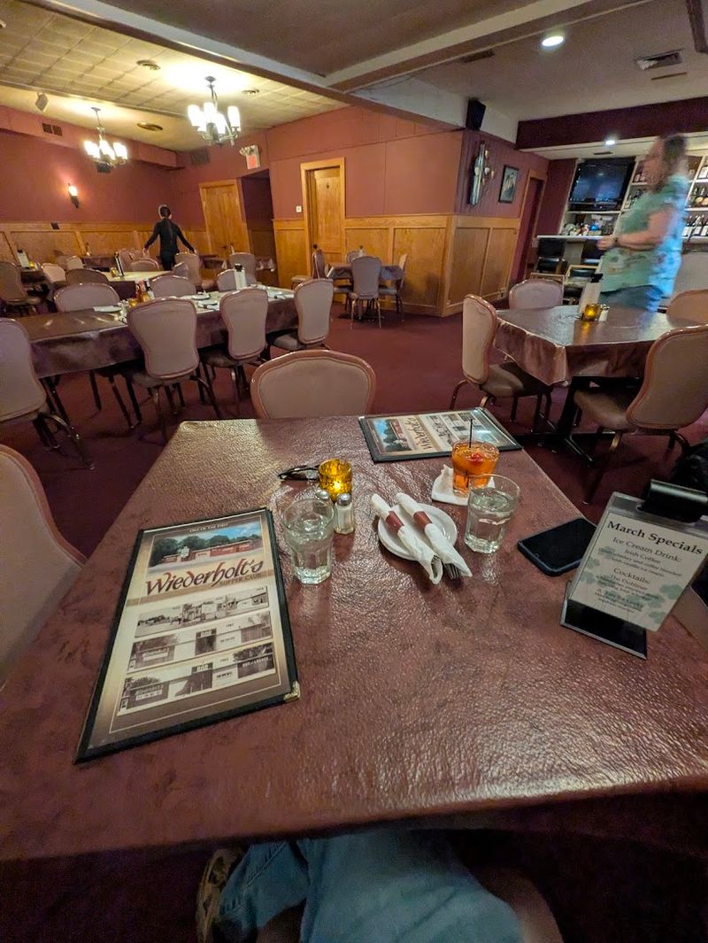 The Old-School Supper Club Atmosphere