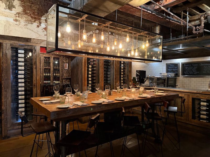 Colonial Atmosphere That Has Been Carefully Preserved