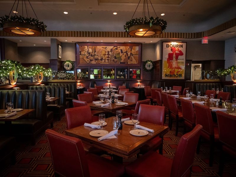 The Atmosphere That Sets The Tone Before The First Bite