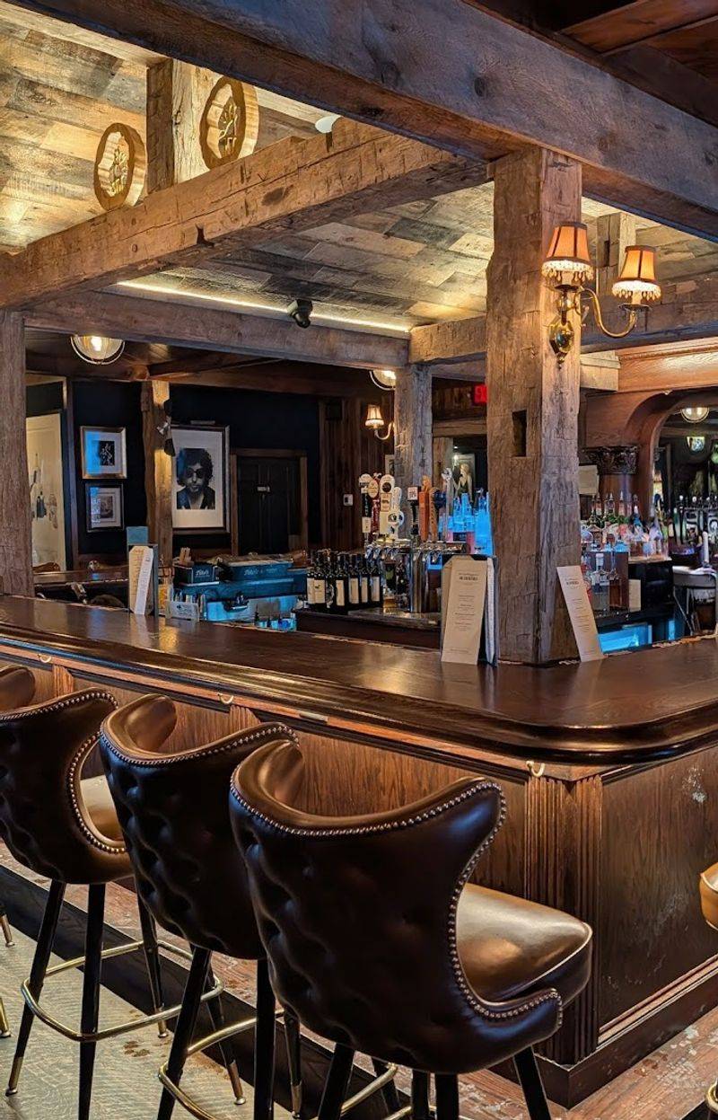 Bootleggers Lodge (Tomahawk)