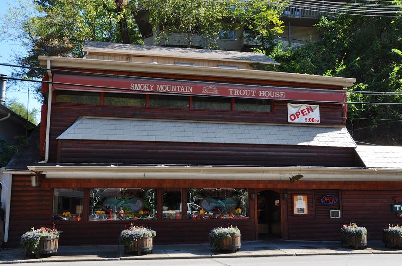 Smoky Mountain Trout House, Gatlinburg