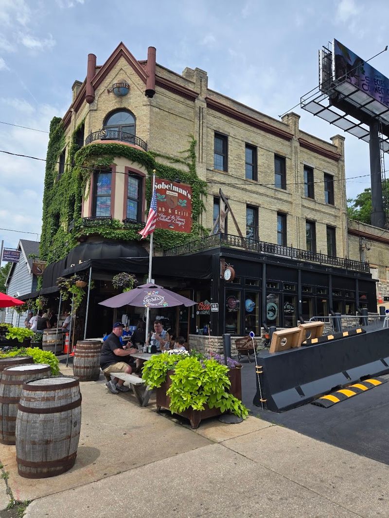 How The Setting Adds To What Makes This Spot Memorable