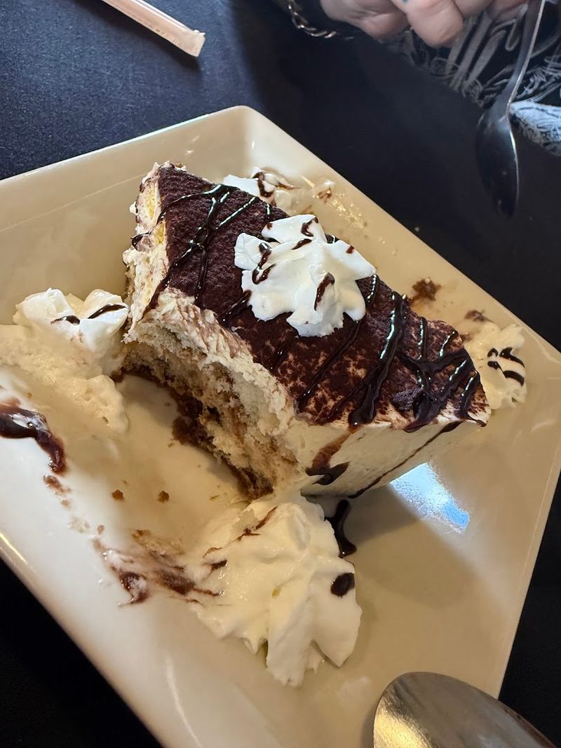 Tiramisu That Deserves Its Own Round Of Applause