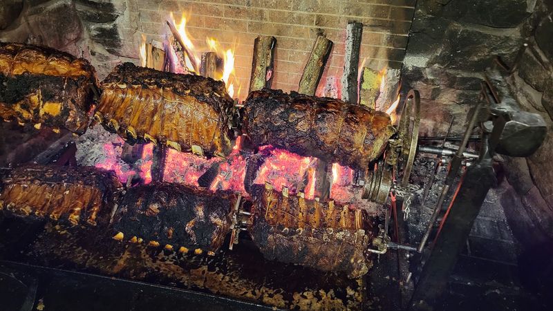 The Fireside Feast Experience That Guests Cannot Stop Talking About