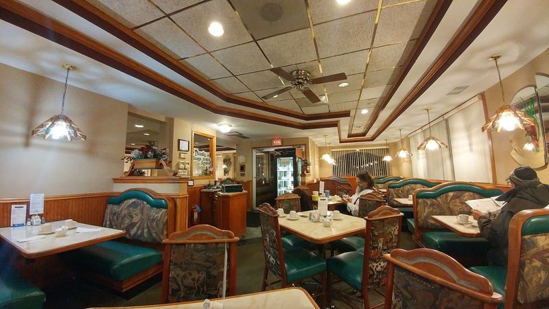Town That Knows How To Do Breakfast Right