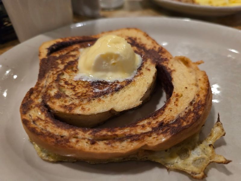 How The Cinnamon Rolls Became A Community Obsession