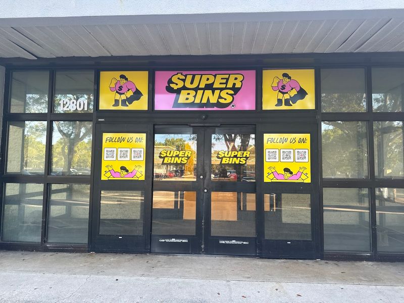 Shopping At Bulk Purchase Outlets