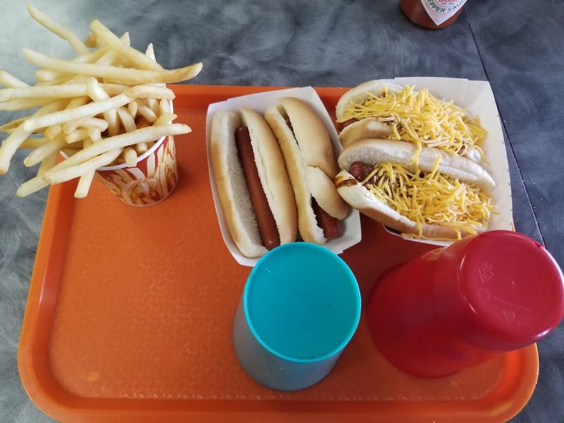Pairing Your Chili Dog With Sides